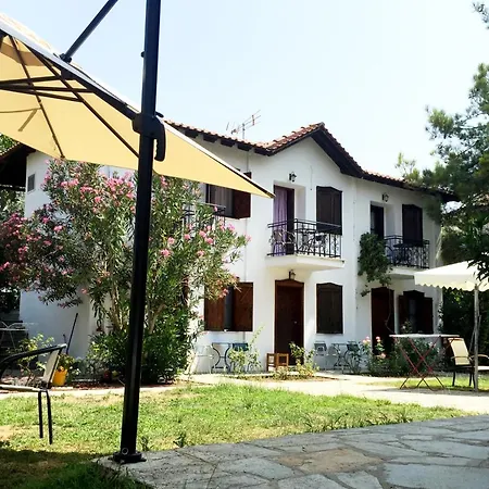 Guest house Molos