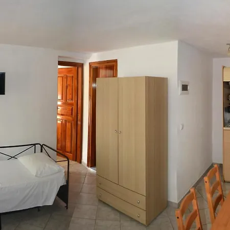 Pensiune Molos Limenas (Thasos)