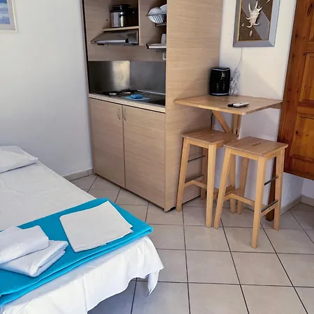 Guest house Molos *