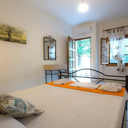 Pensiune Molos Limenas (Thasos)