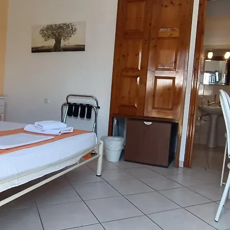 Guest house Molos