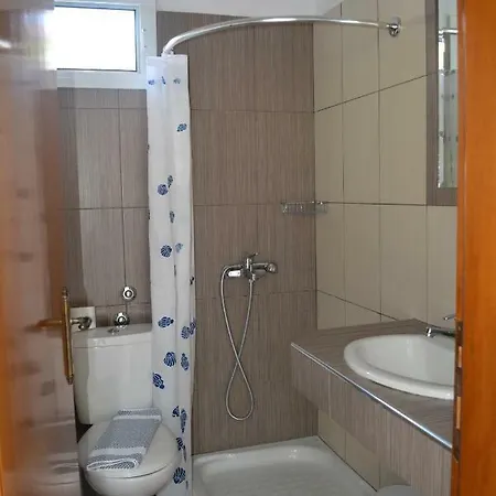 Molos Guest house *