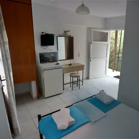 Molos Guest house