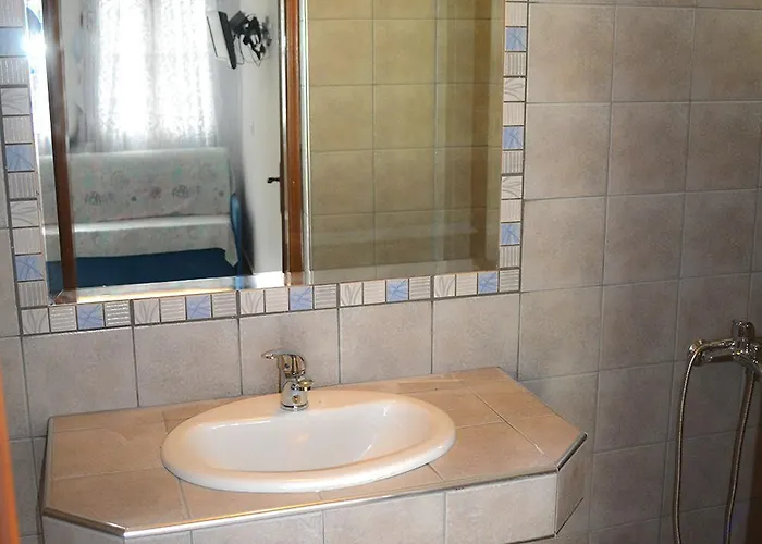 Konukevi Molos Limenas (Thasos)